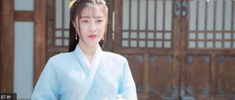 小女霓裳第5集分集剧情介绍
